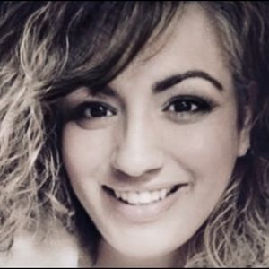 Meet your Posher, Suzanne